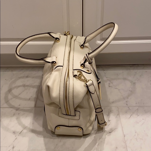 Vince Camuto cream colored Jill Satchel - Picture 3 of 8